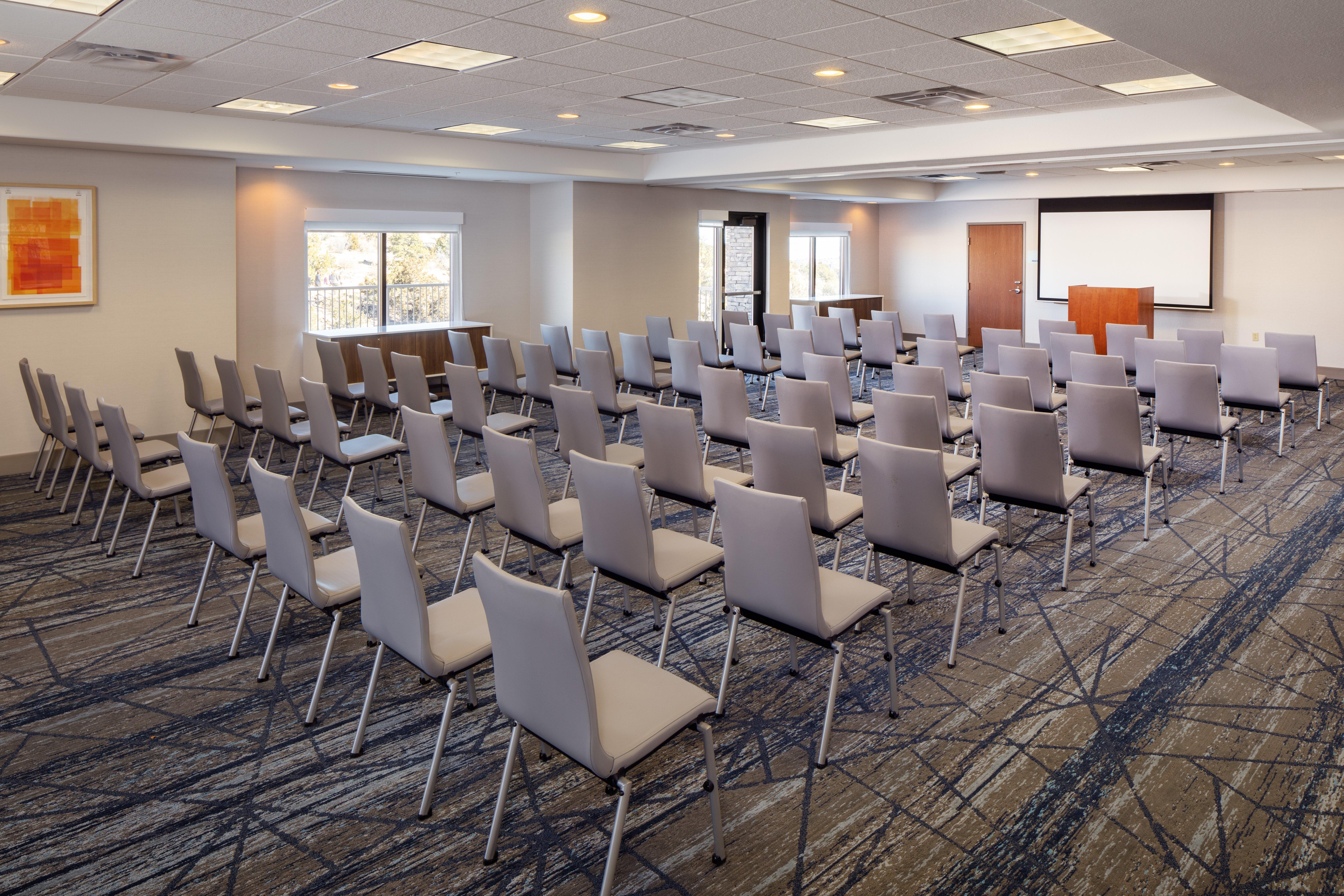 Holiday Inn Express And Suites Los Alamos Entrada Park By Ihg Ngoại thất bức ảnh